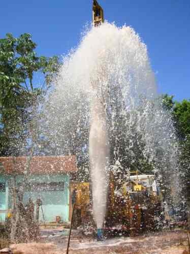 Perfurações de poços artesianos em Jaciara, Sorriso, Lucas do Rio Verde, Mato Grosso